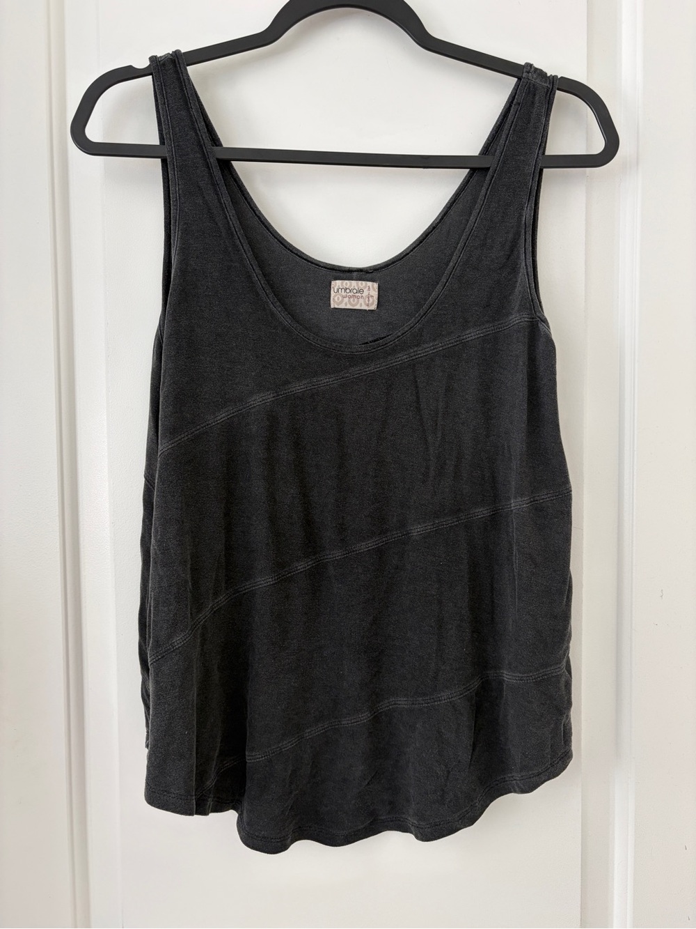 Women's Black Scoop Neck Tank Top by lululemon athletica